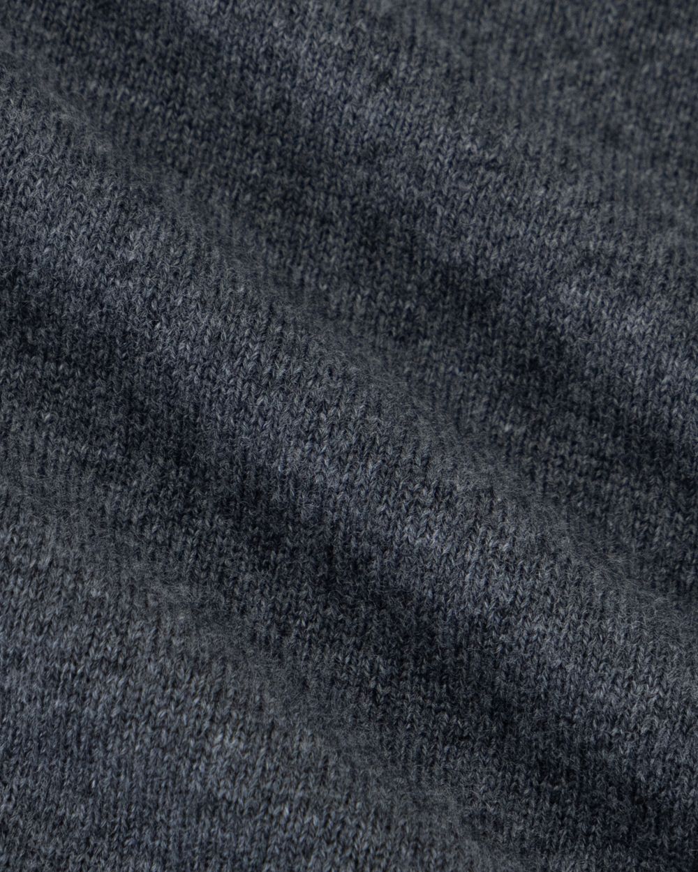 Turtle neck merino wool sweater ruthenium