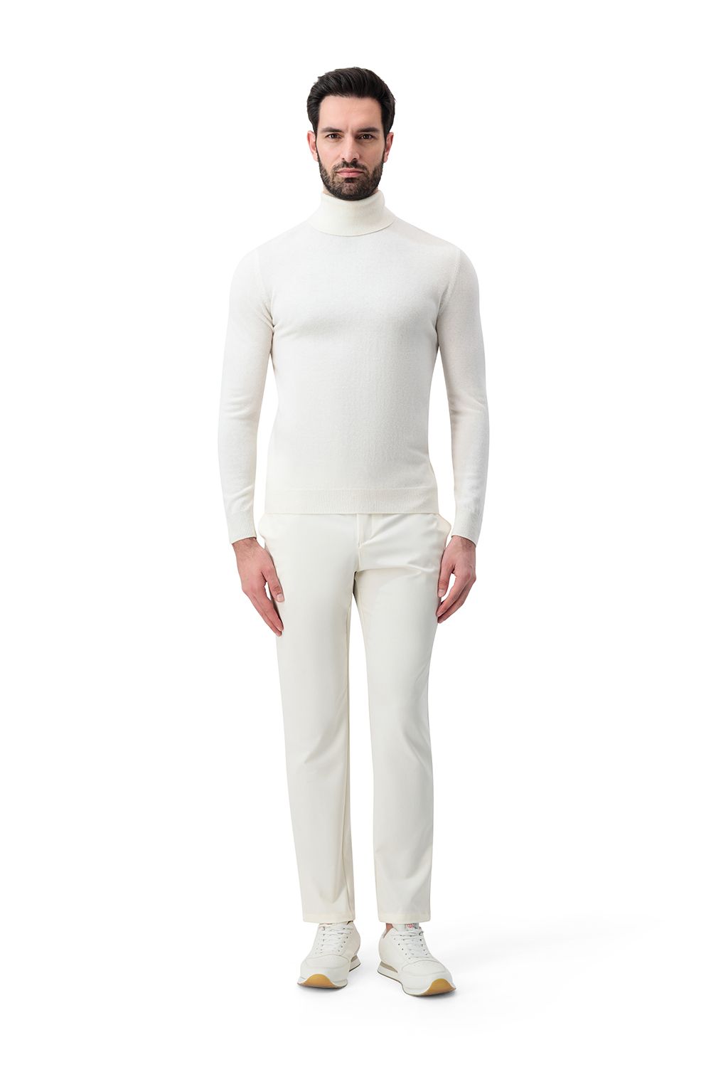 Turtle neck merino wool sweater cream white