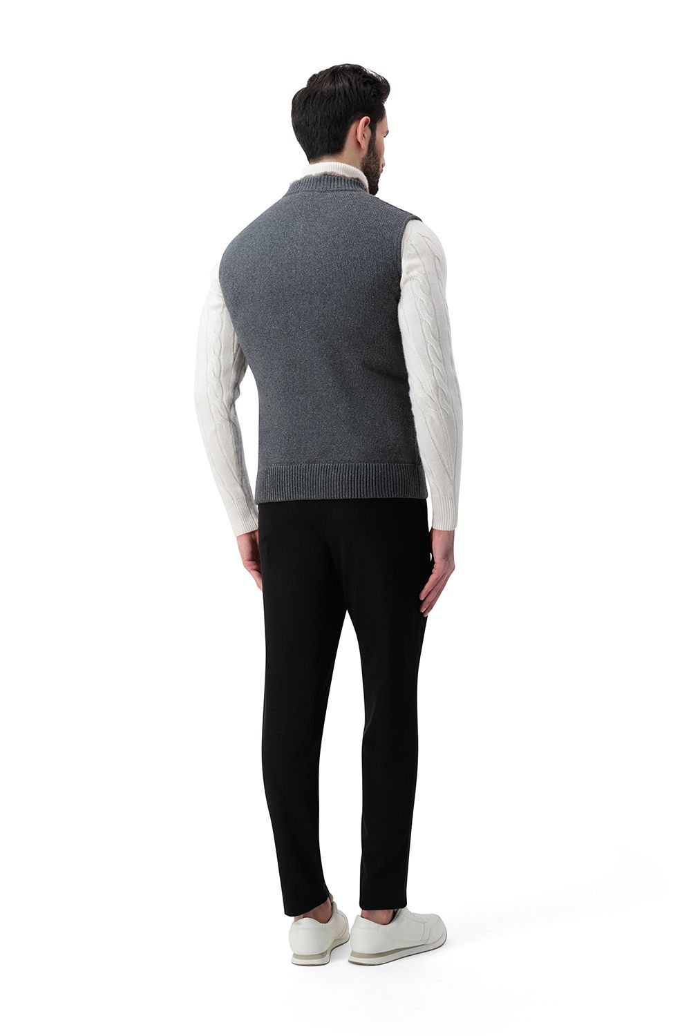 Suhail knit vest ash grey