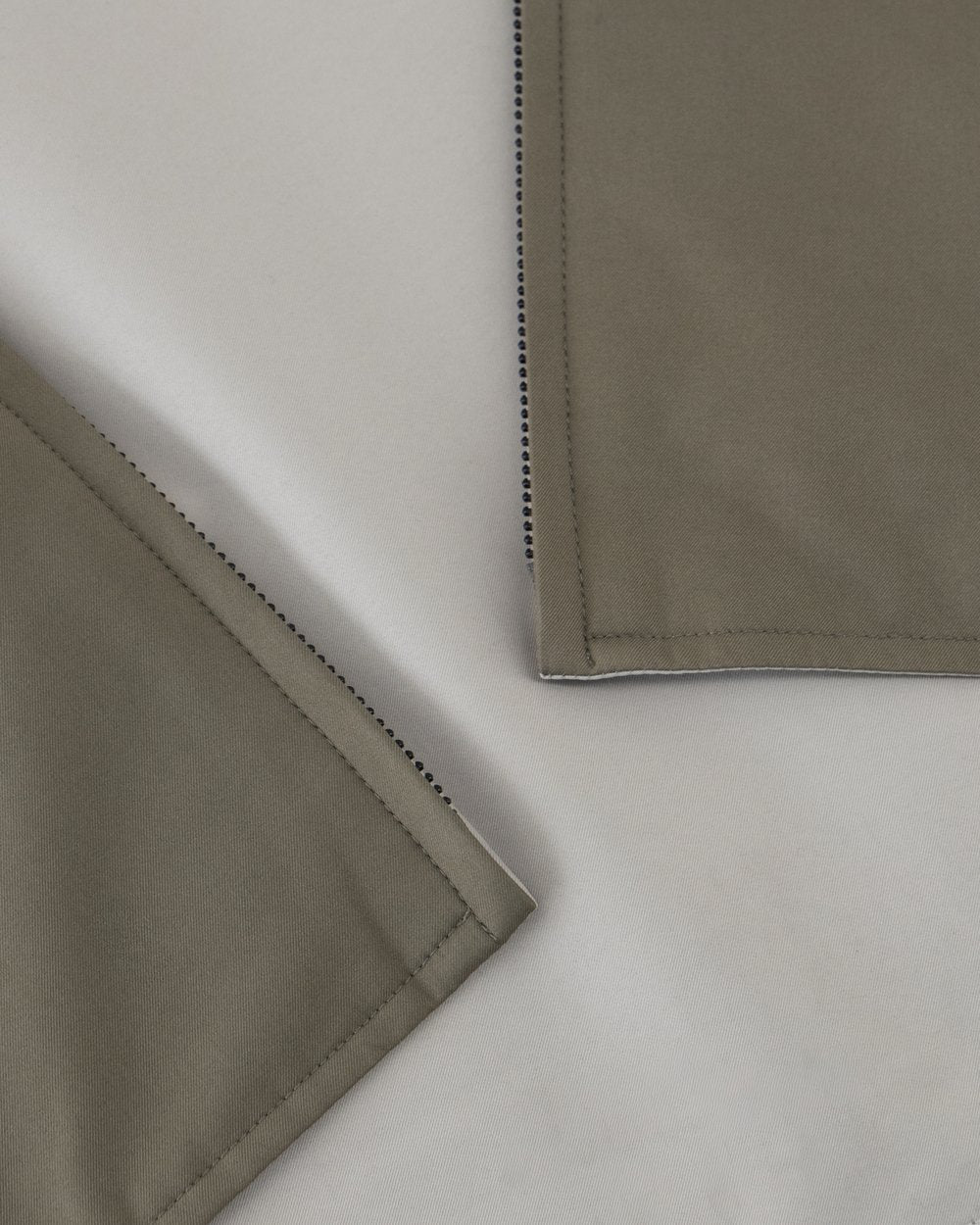 Regent reversible vest velvet sage