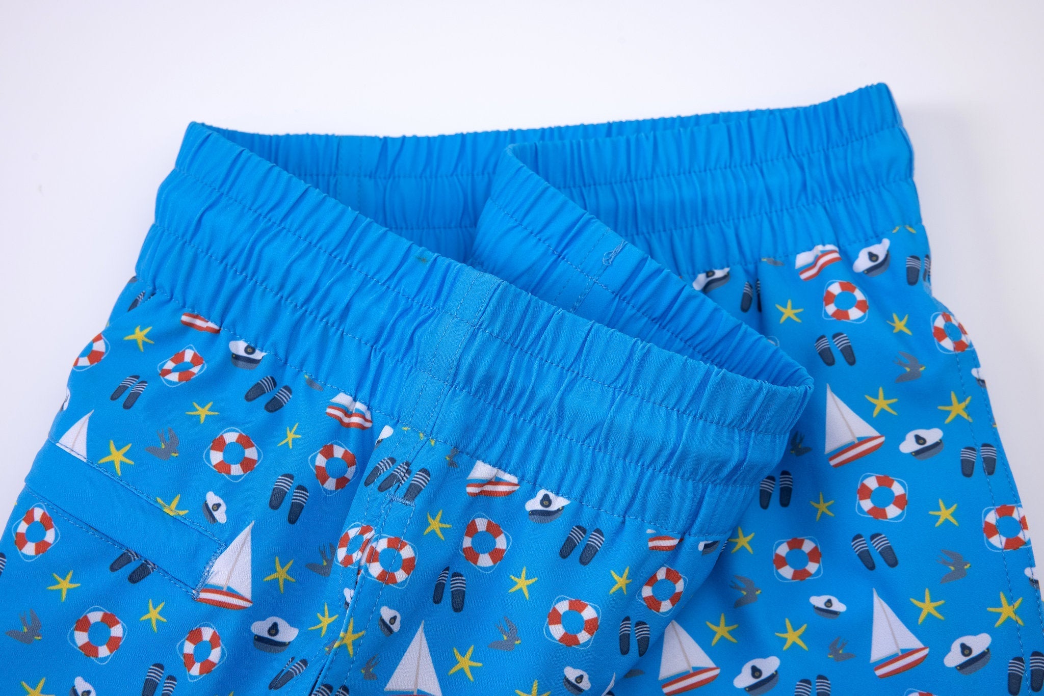 Nautical Swim Shorts -Blue × Towel Hoodie-Beige — Combo Look
