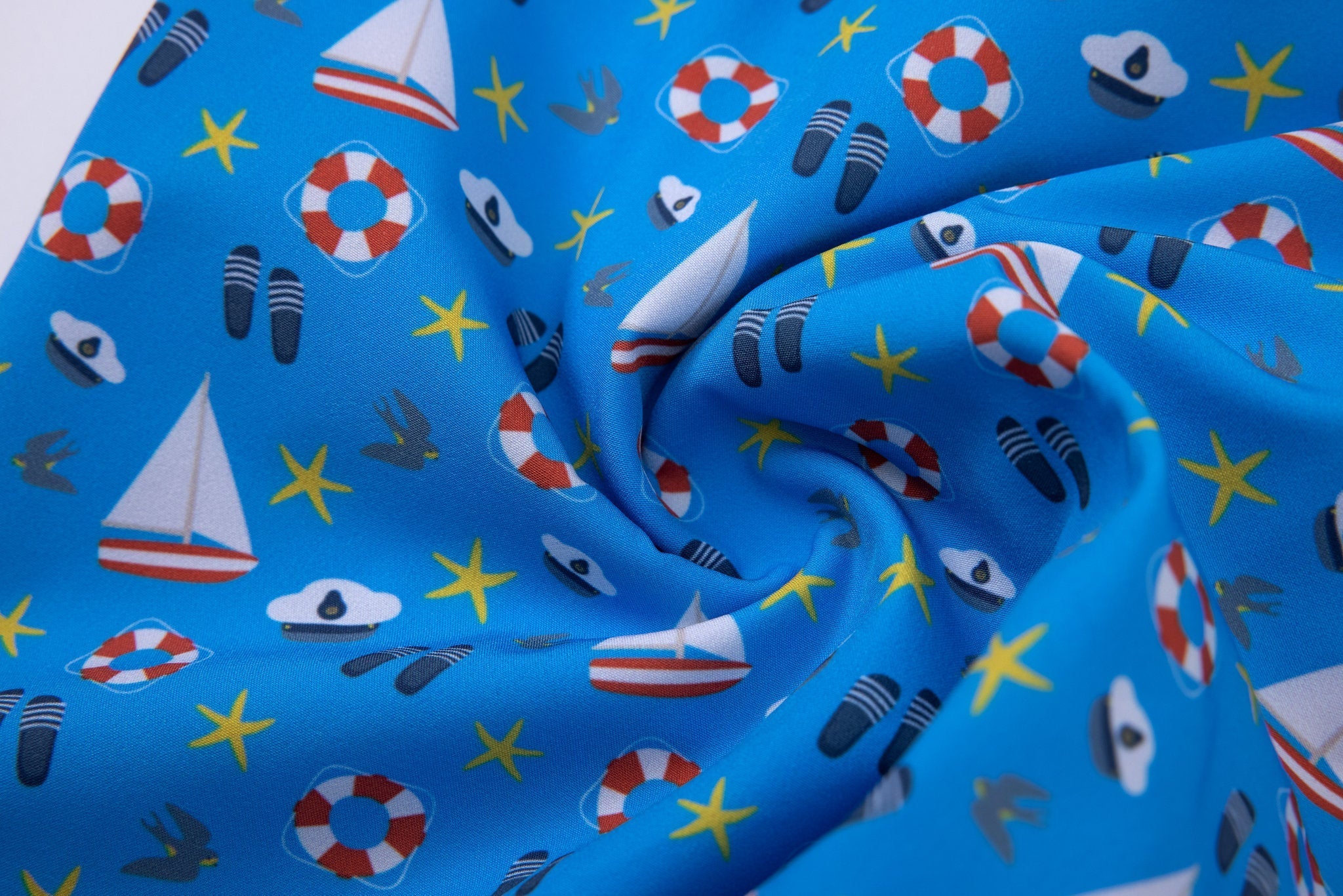 Nautical Swim Shorts -Blue × Towel Hoodie-Beige — Combo Look