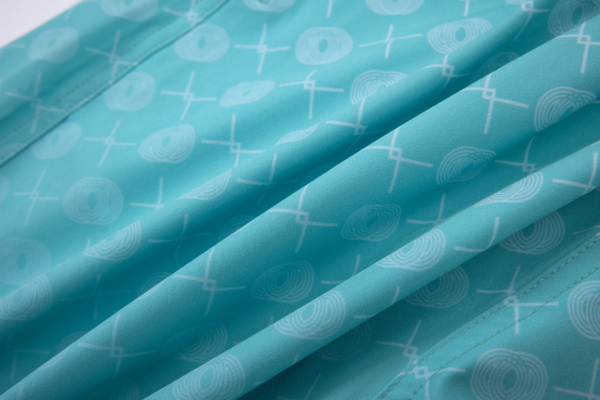 Signature Swim Shorts -Tiffany × Linen Short Sleeves-Ocean-Blue — Combo Look