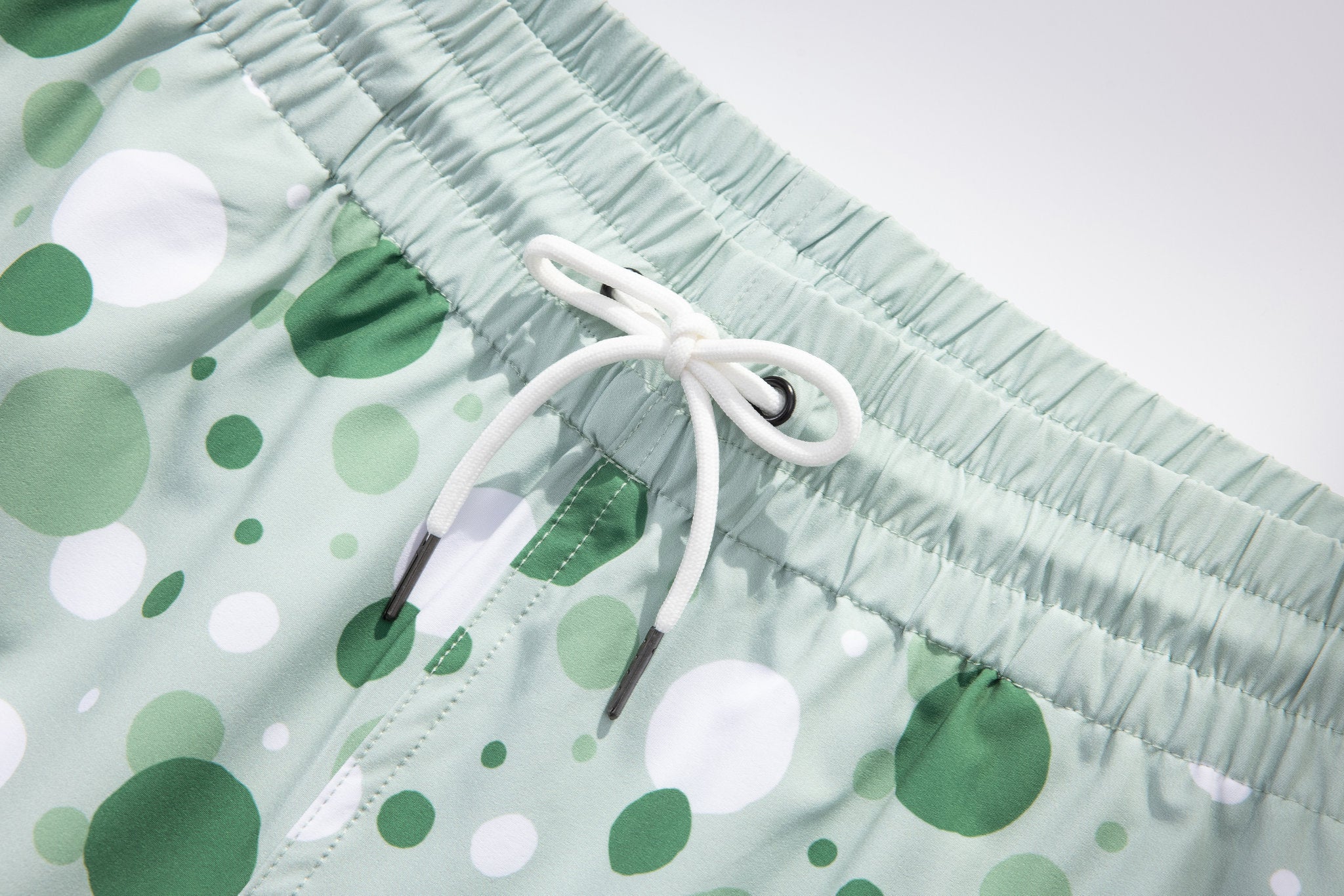 Bubble Swim Short -Green × Towel Hoodie-Beige — Combo Look