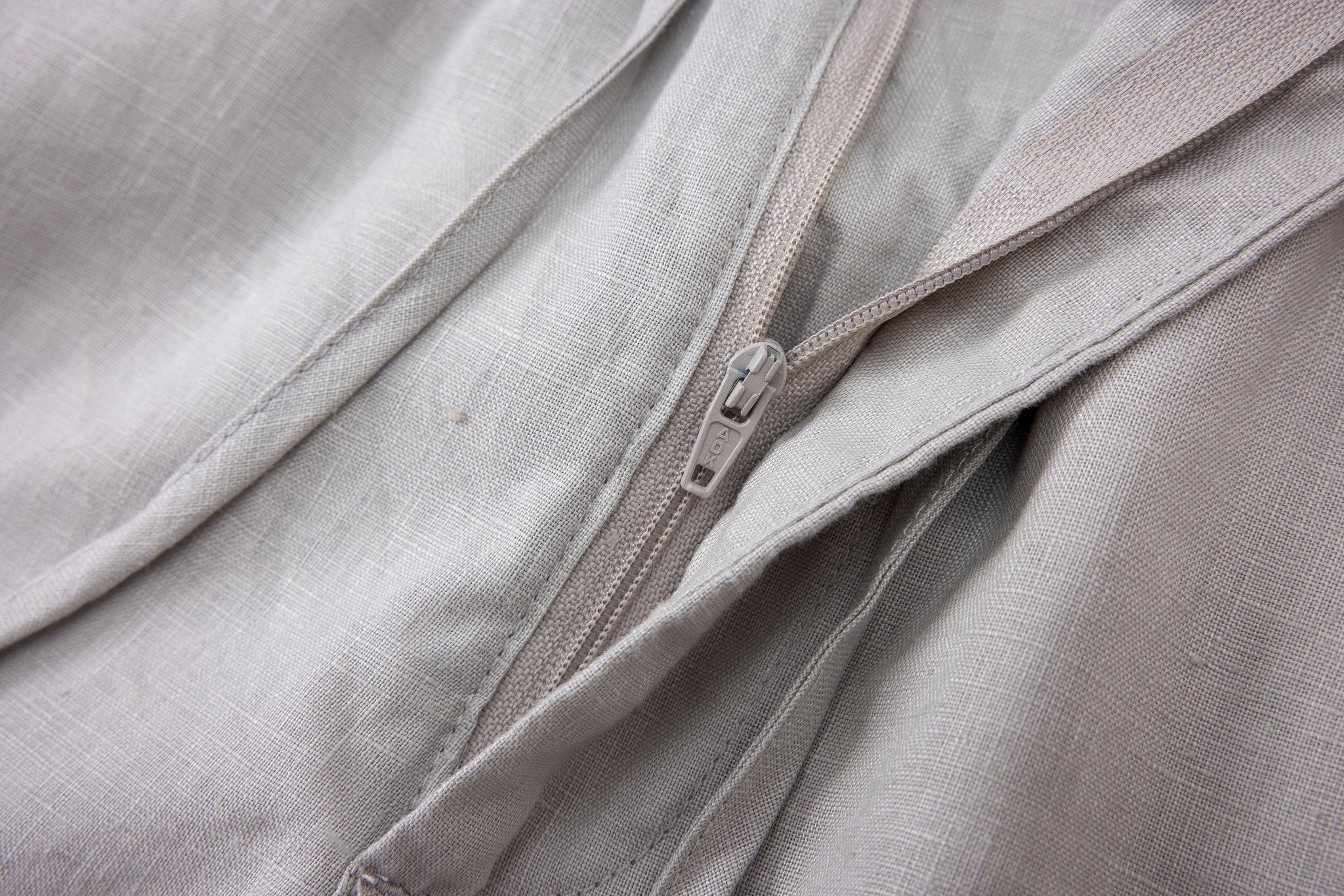 Linen Pants-Grey × Linen Short Sleeves-White — Combo Look