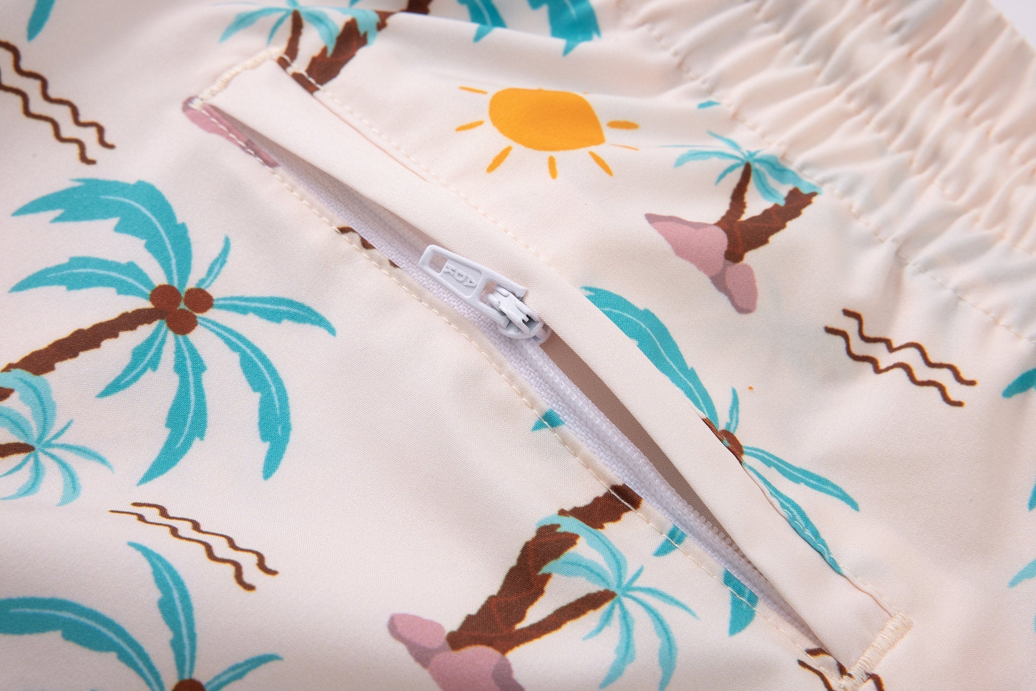 T-shirt-Surf-Club × Swimming shorts-Summer-Palms — Combo Look