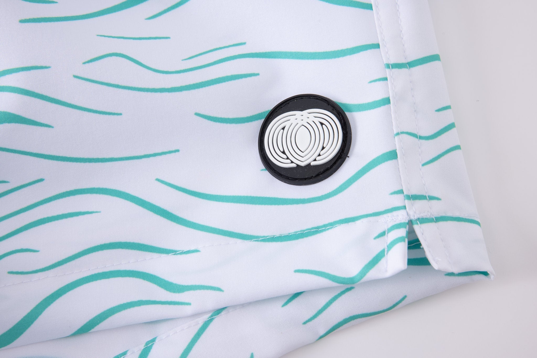 Swimming shorts-Waves-Green × Linen Long Sleeves-Lemon-Yellow — Combo Look
