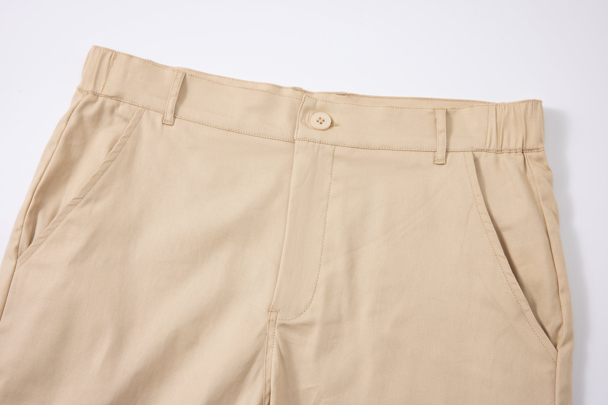 Textured T-shirt-Olive × Chino Short-Beige — Combo Look