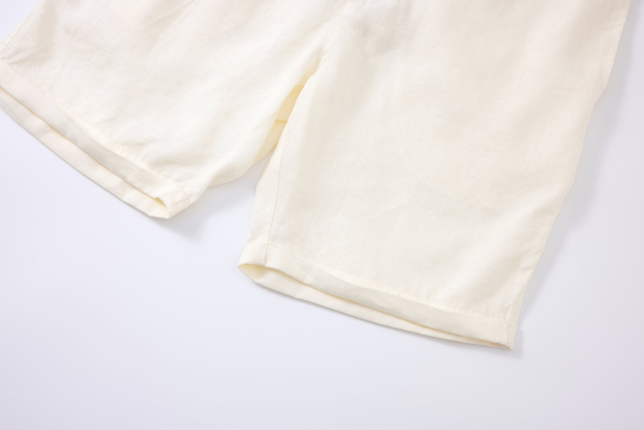 Linen Short-Ivory × Towel Polo-White — Combo Look