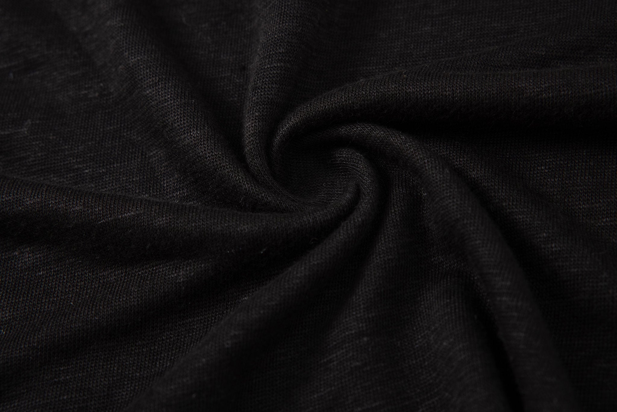 Polo Linen-Black × Chino Short-White — Combo Look