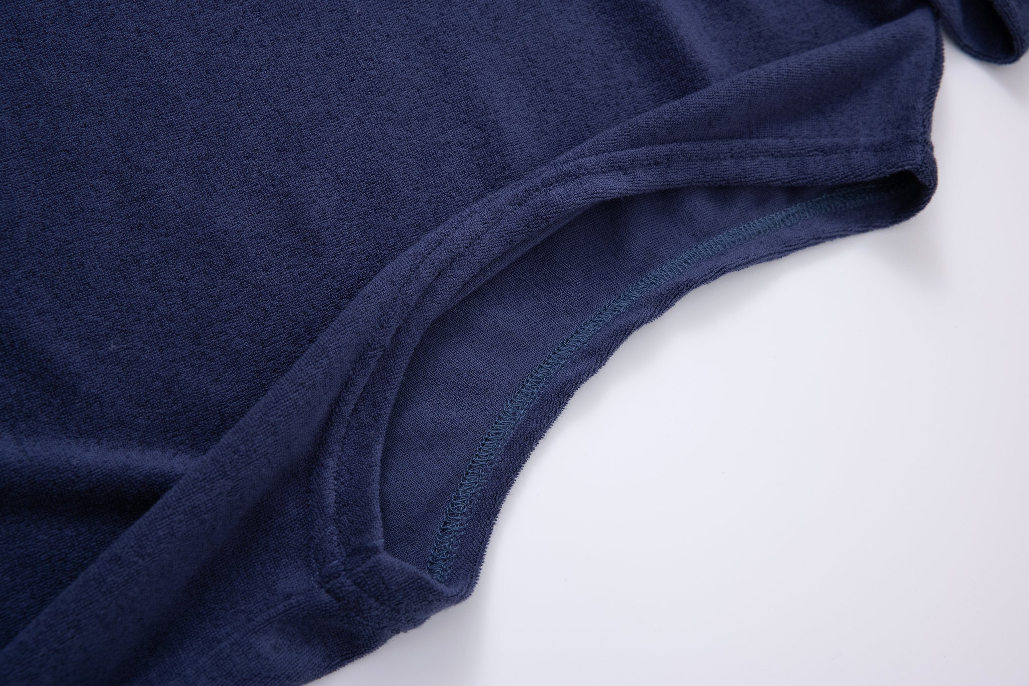 Towel Hoodie-Navy × Linen Pants-Beige — Combo Look