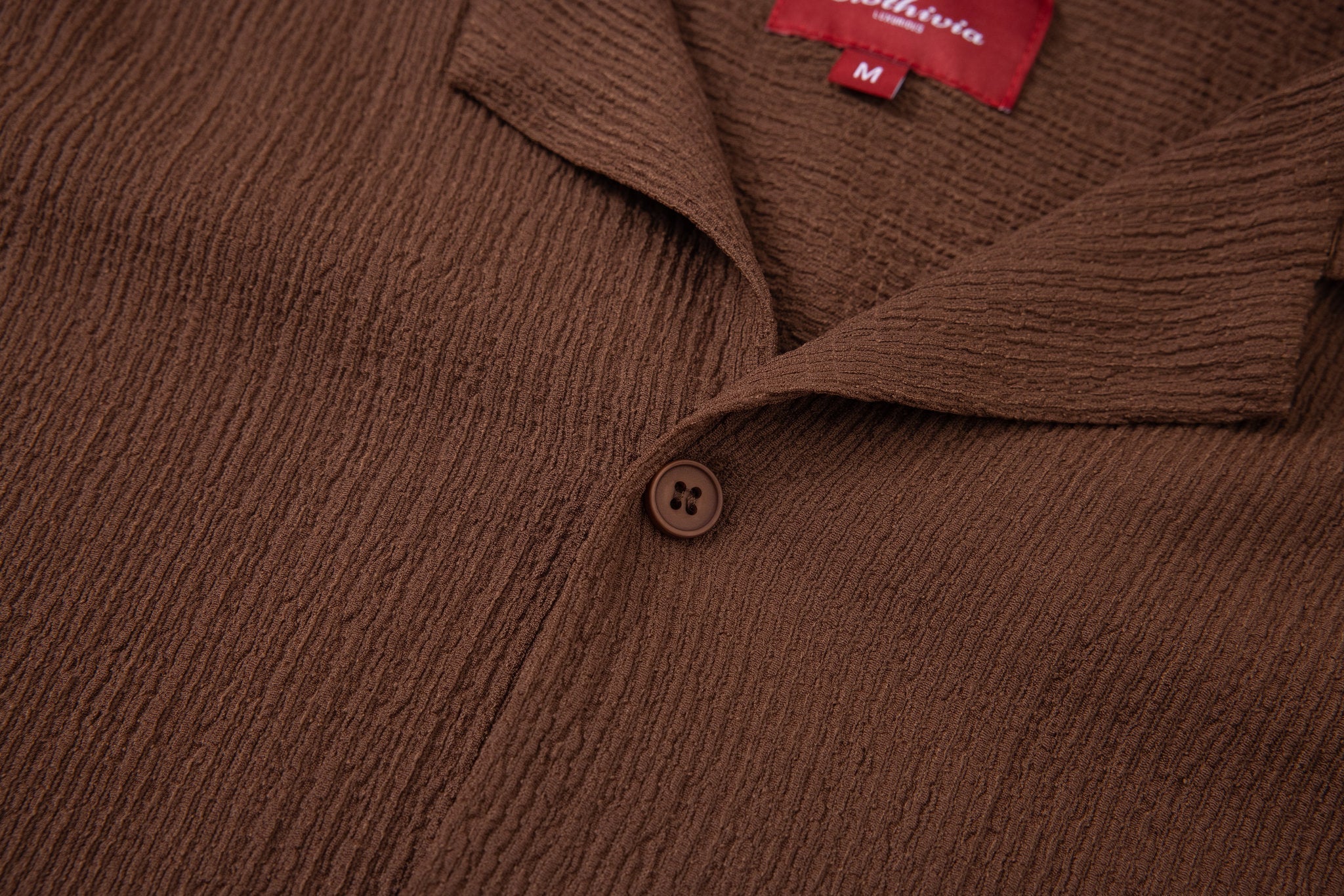 Textured T-shirt-Brown × Chino Short-Beige — Combo Look