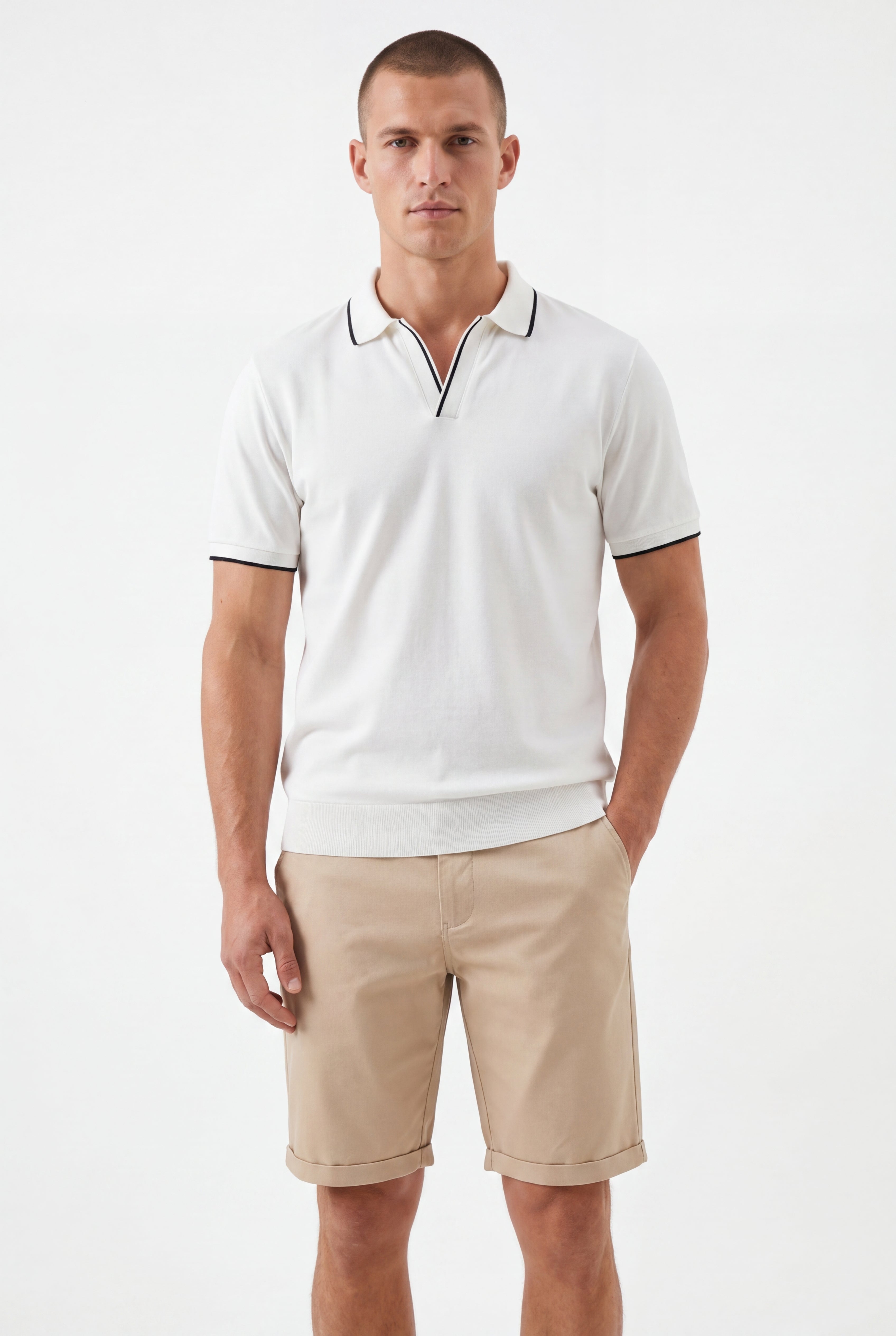 Chino Short-Beige × open collar -Ivory — Combo Look